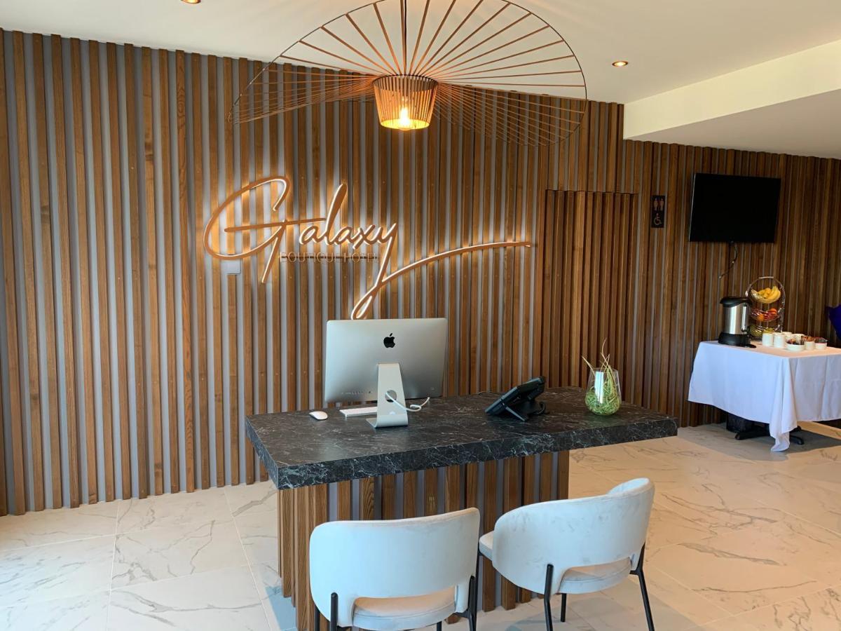 Galaxy Boutique Hotel เลคเทคาโป ภายนอก รูปภาพ Galaxy Resort