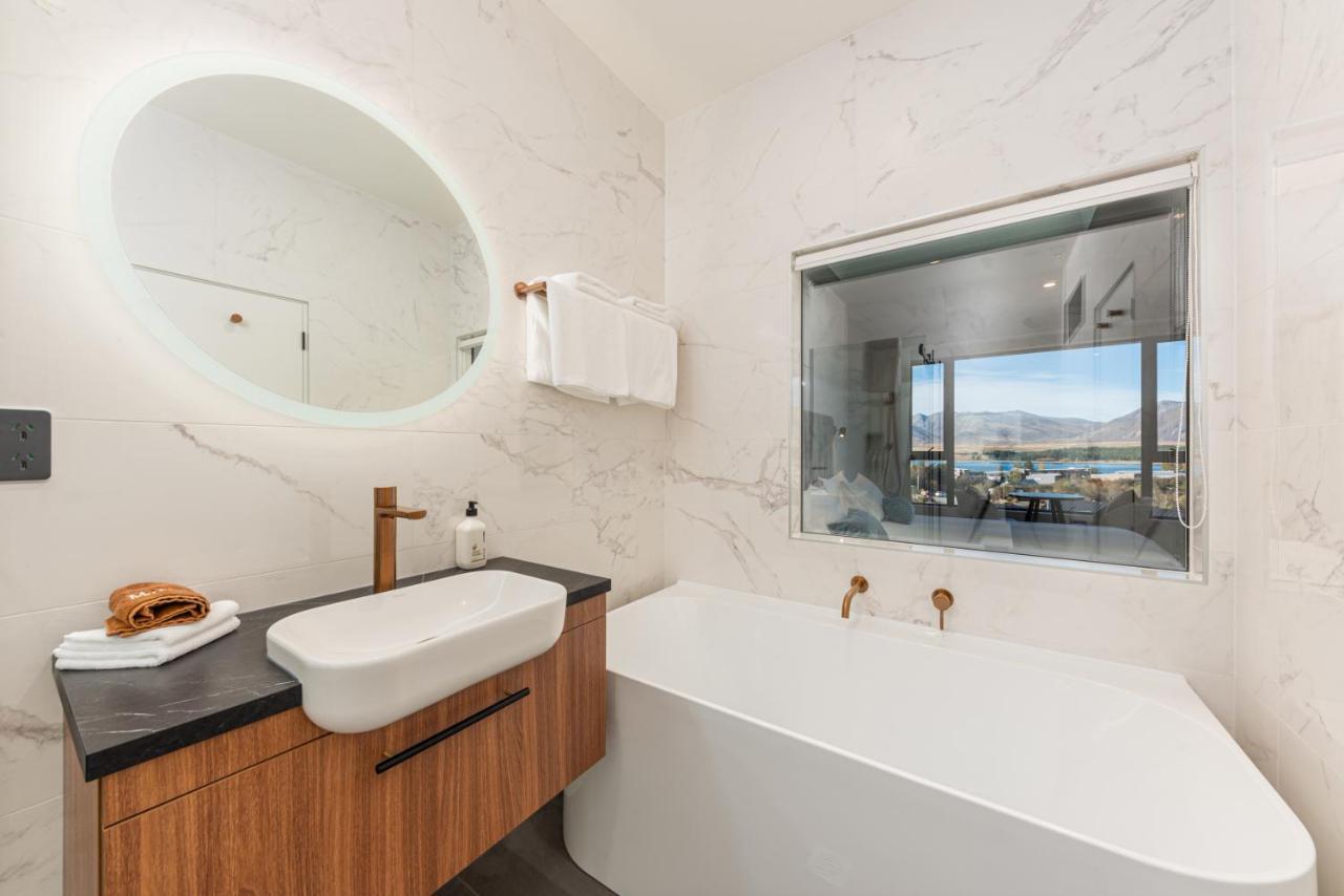 Galaxy Boutique Hotel เลคเทคาโป ภายนอก รูปภาพ Bathroom
